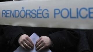 polícia maďarsko (SITA)